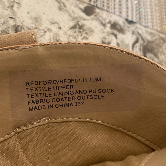 Boots - Picture 5 of 5